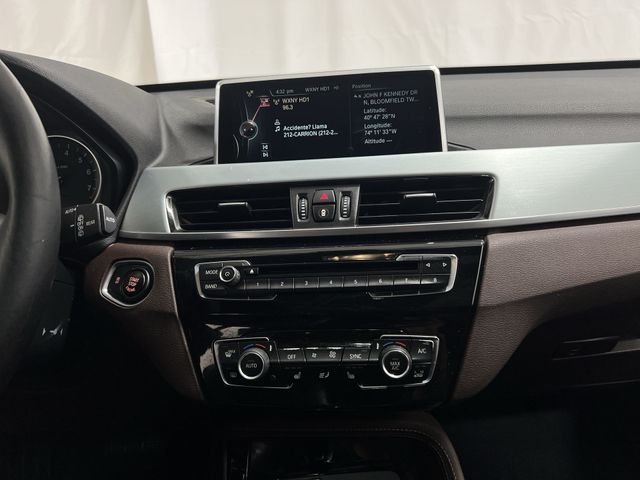 Thumbnail: 2016 BMW X1 - 14