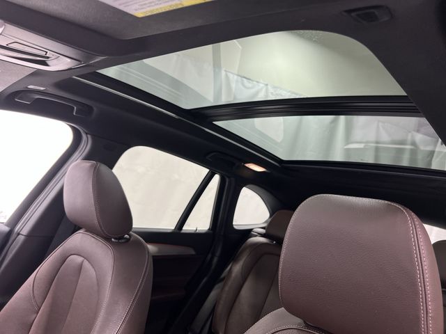 Thumbnail: 2016 BMW X1 - 28