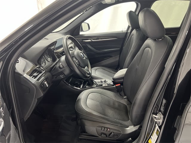 Thumbnail: 2016 BMW X1 - 11