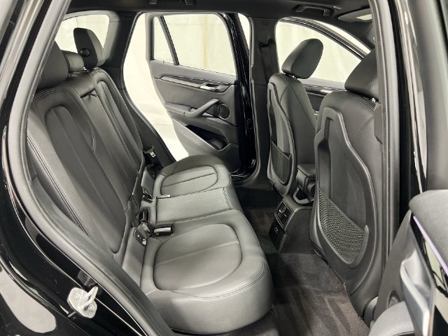 Thumbnail: 2021 BMW X1 - 32