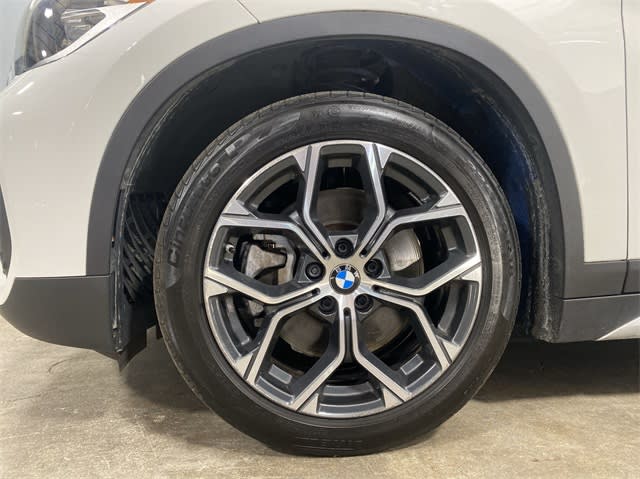 2021 BMW X1 xDrive28i 8