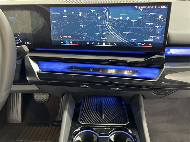 Thumbnail: 2025 BMW i5 - 28