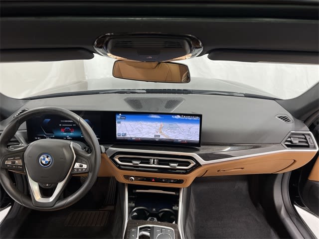 Thumbnail: 2023 BMW i4 - 2