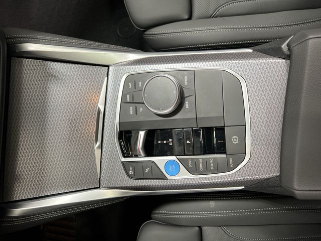 Thumbnail: 2025 BMW i4 - 14