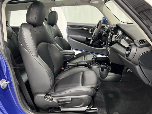 Thumbnail: 2020 MINI Cooper - 30