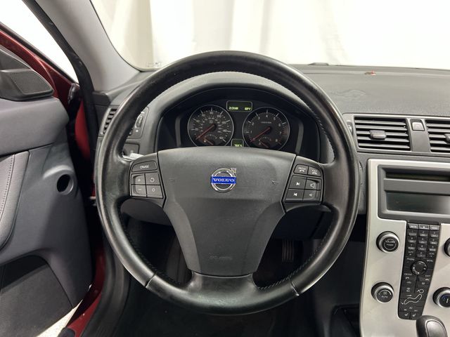 Thumbnail: 2011 Volvo S40 - 10