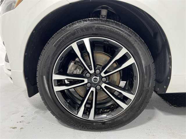 Thumbnail: 2020 Volvo XC60 - 8