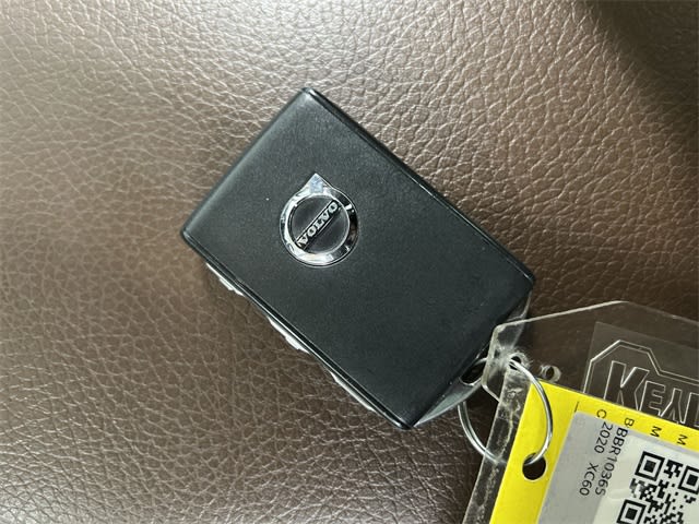 Thumbnail: 2020 Volvo XC60 - 18