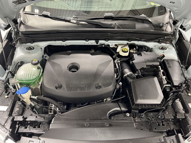 Thumbnail: 2019 Volvo XC40 - 9