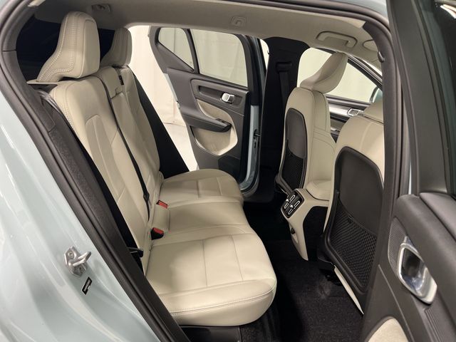 Thumbnail: 2019 Volvo XC40 - 29