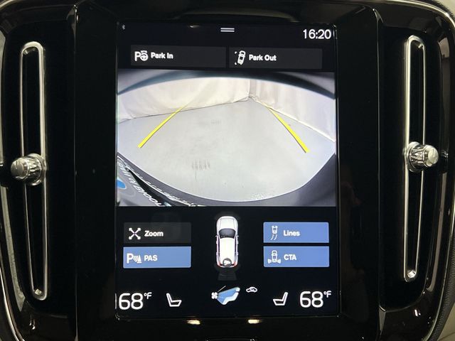 Thumbnail: 2019 Volvo XC40 - 31