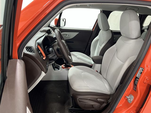 Thumbnail: 2016 Jeep Renegade - 12