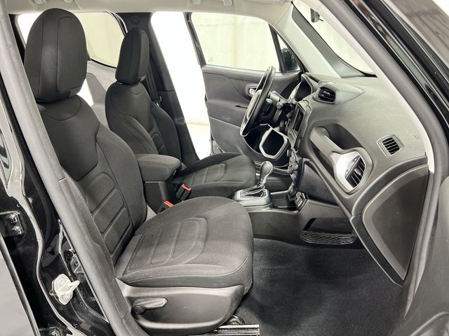 Thumbnail: 2020 Jeep Renegade - 33