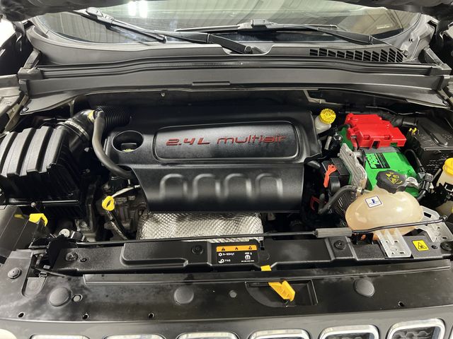 Thumbnail: 2020 Jeep Renegade - 8