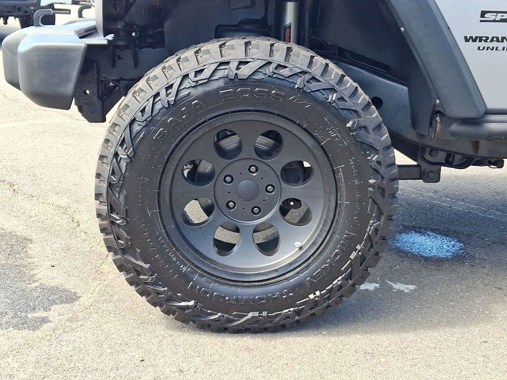Thumbnail: 2016 Jeep Wrangler - 7