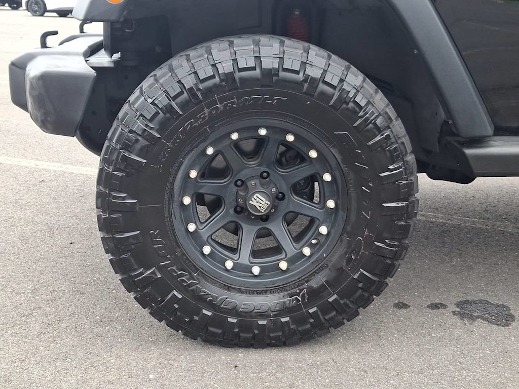 Thumbnail: 2013 Jeep Wrangler - 7
