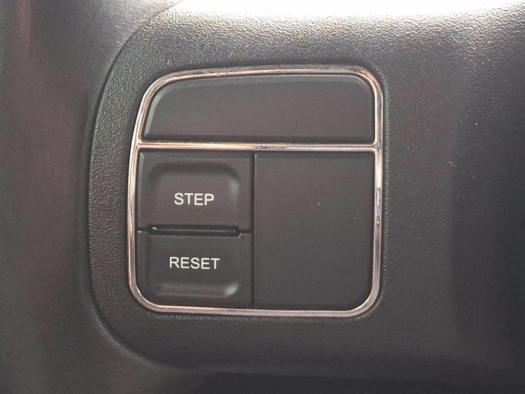 Thumbnail: 2013 Jeep Wrangler - 24