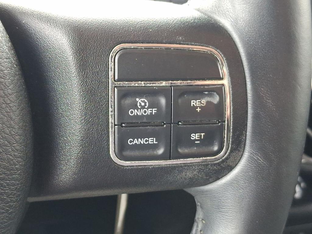 Thumbnail: 2012 Jeep Wrangler - 25