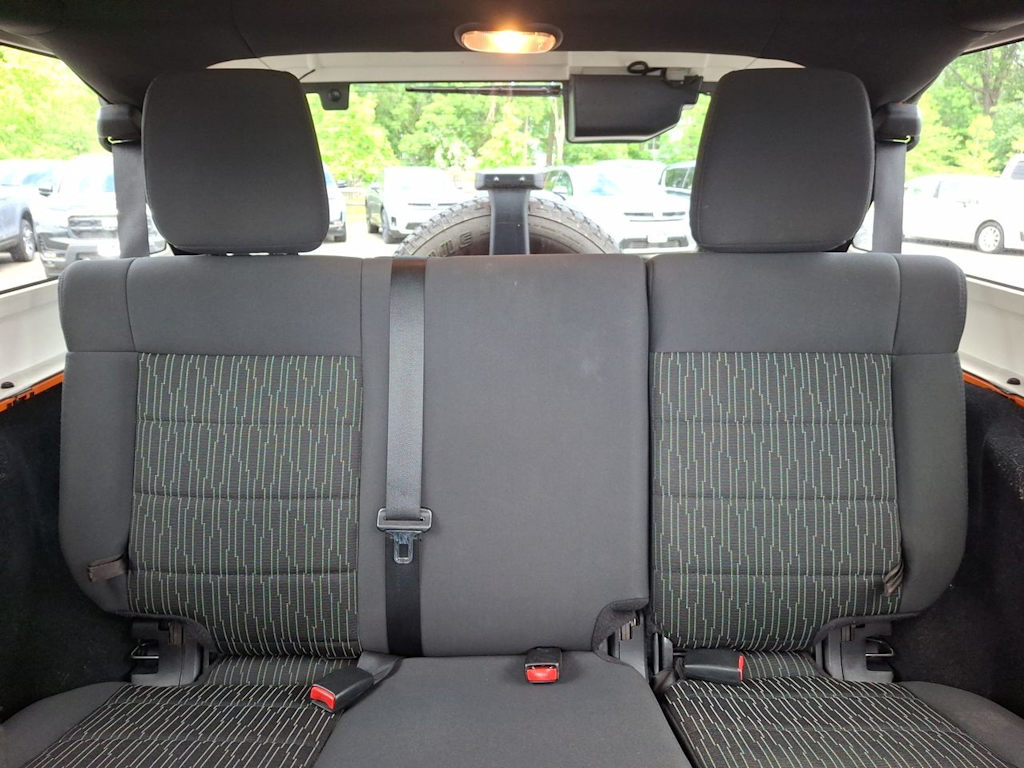 Thumbnail: 2012 Jeep Wrangler - 21