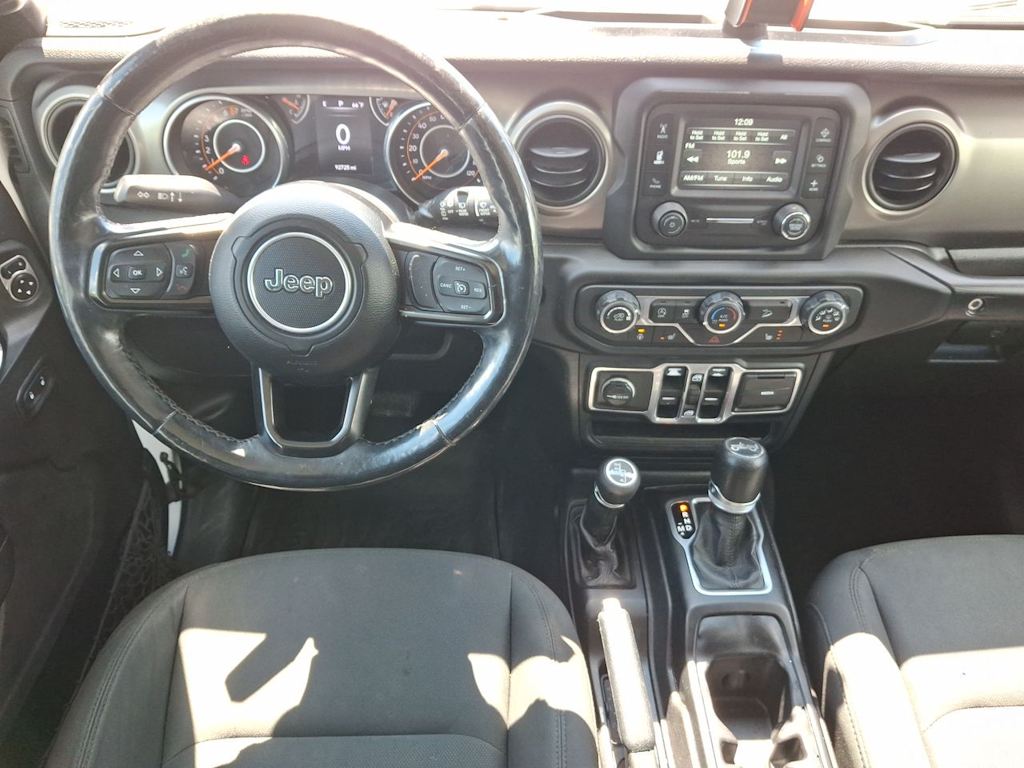 Thumbnail: 2018 Jeep Wrangler - 12