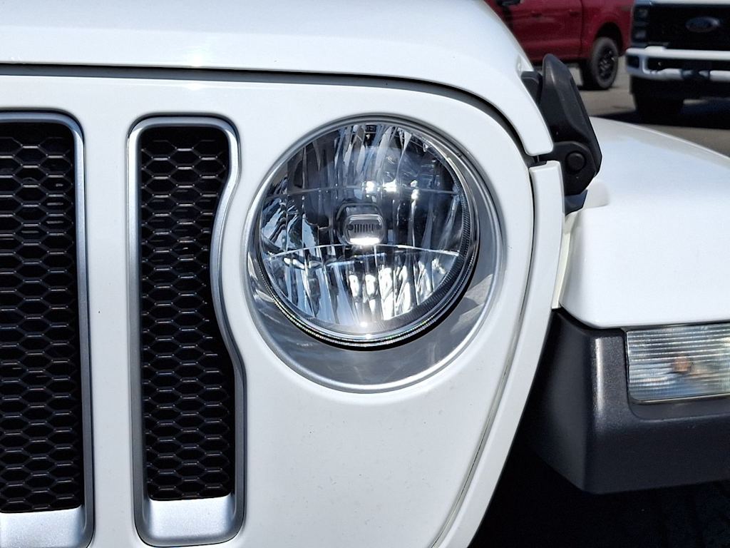 Thumbnail: 2018 Jeep Wrangler - 15