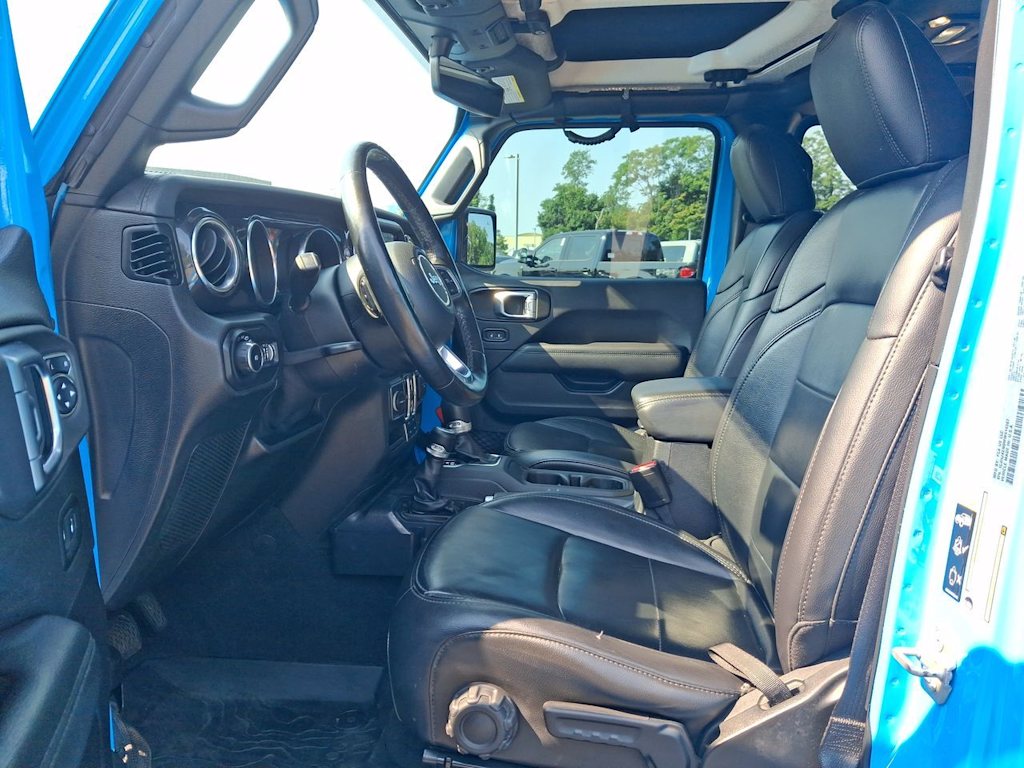Thumbnail: 2021 Jeep Wrangler - 9