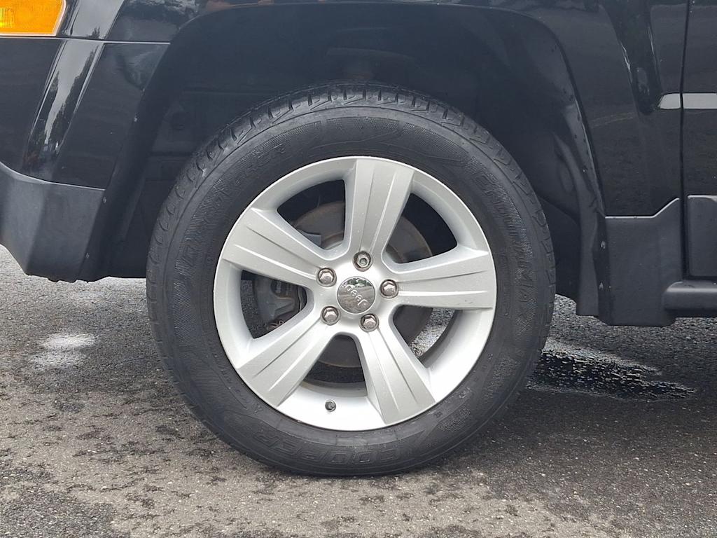 Thumbnail: 2015 Jeep Patriot - 6