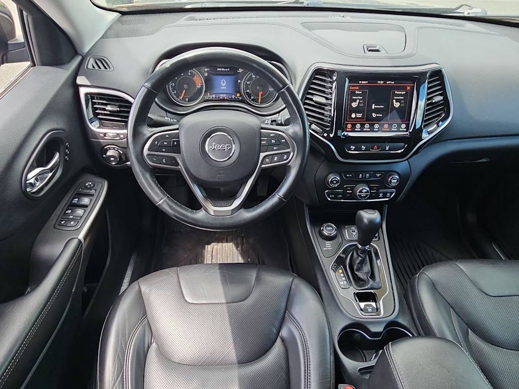 Thumbnail: 2019 Jeep Cherokee - 31
