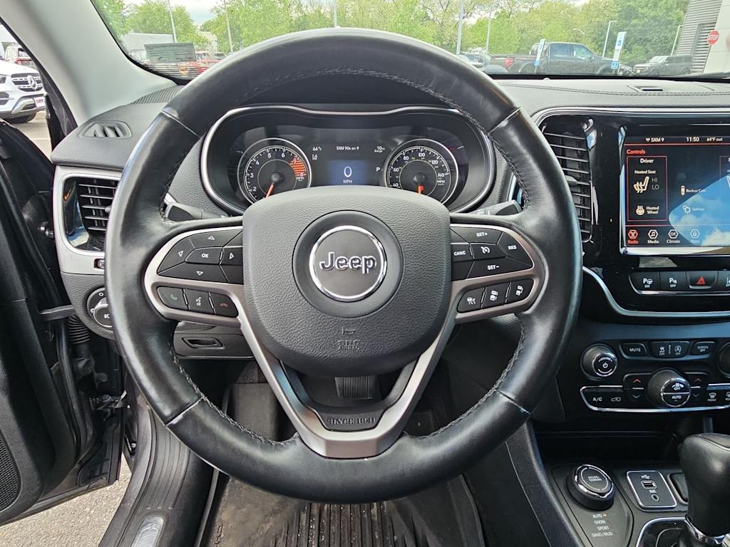 Thumbnail: 2019 Jeep Cherokee - 13