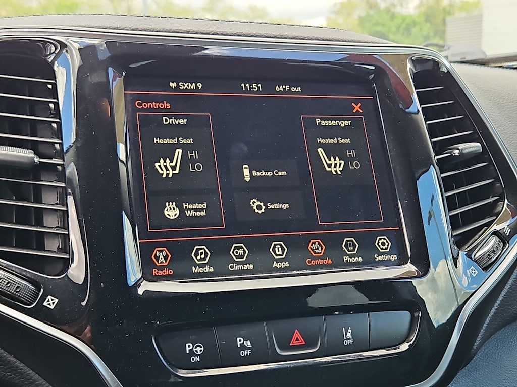Thumbnail: 2019 Jeep Cherokee - 29
