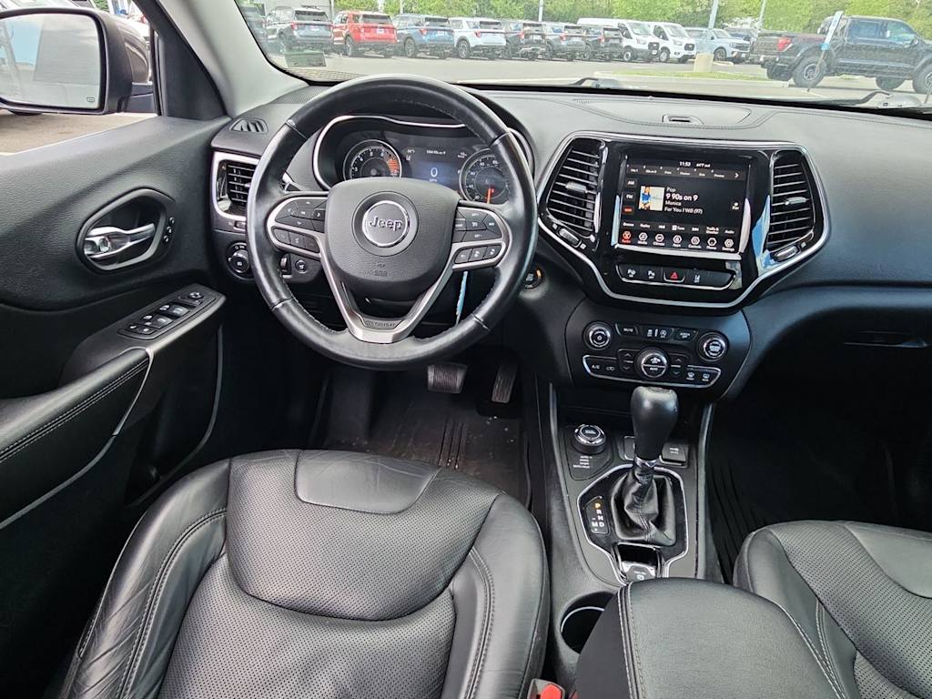 Thumbnail: 2019 Jeep Cherokee - 12