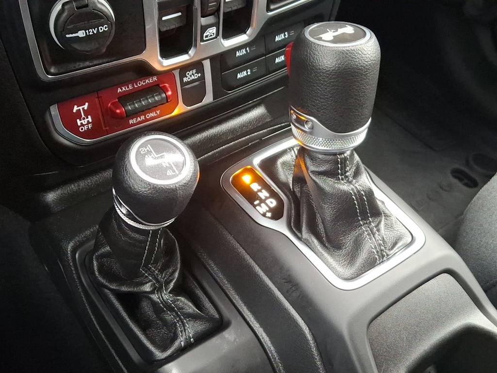 Thumbnail: 2024 Jeep Wrangler - 13