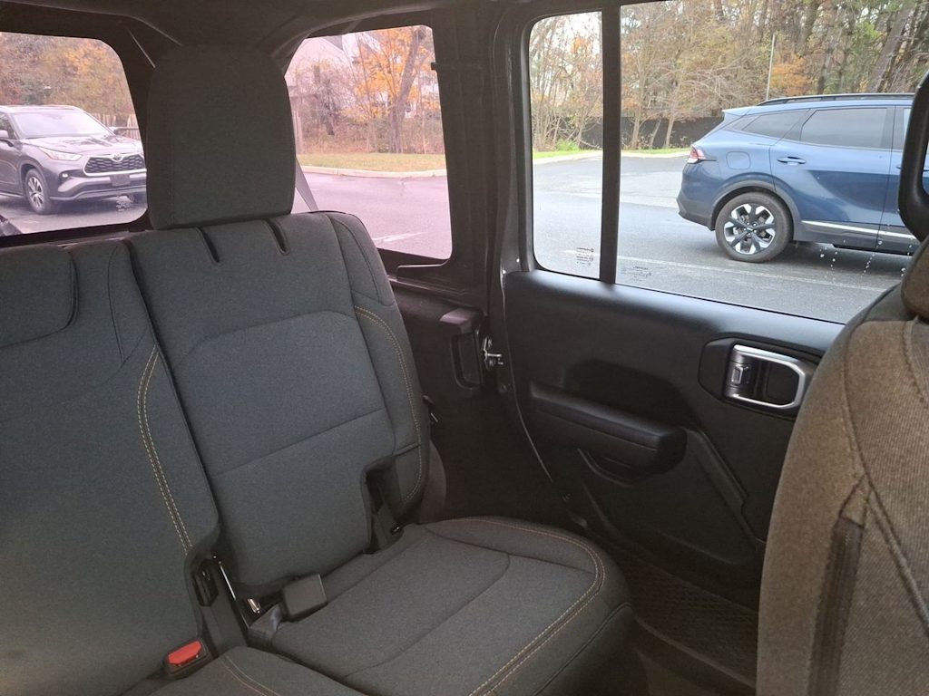 Thumbnail: 2024 Jeep Wrangler - 22