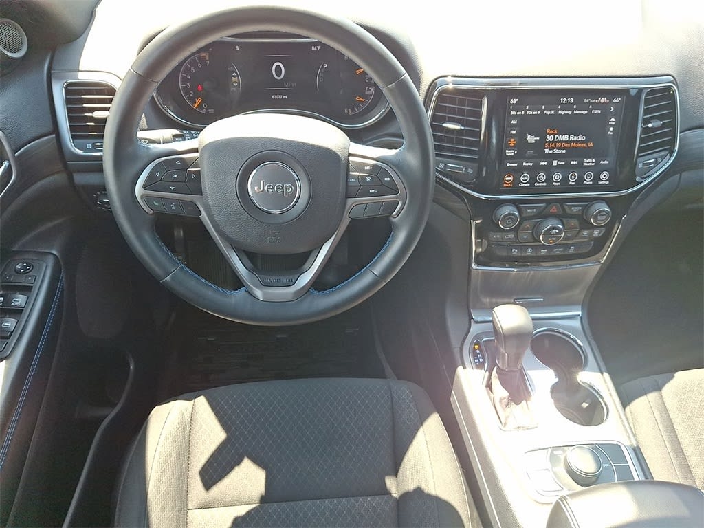 Thumbnail: 2019 Jeep Grand Cherokee - 12