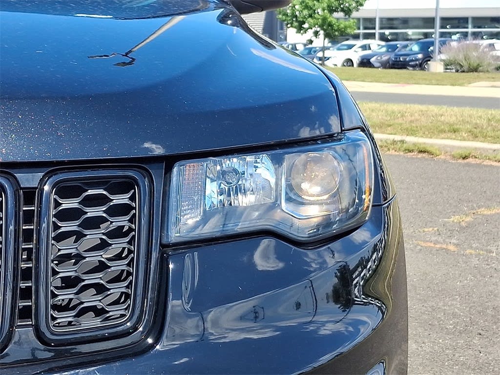 Thumbnail: 2019 Jeep Grand Cherokee - 30