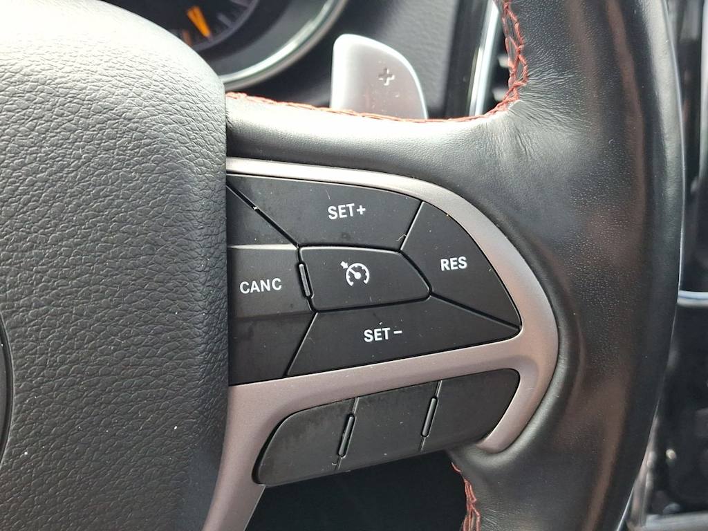 Thumbnail: 2021 Jeep Grand Cherokee - 26