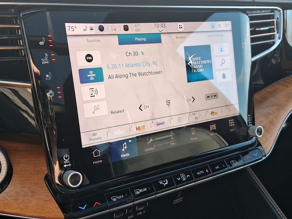 Thumbnail: 2024 Jeep Grand Wagoneer L - 13