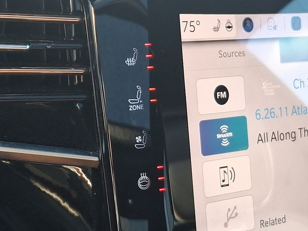 Thumbnail: 2024 Jeep Grand Wagoneer L - 26