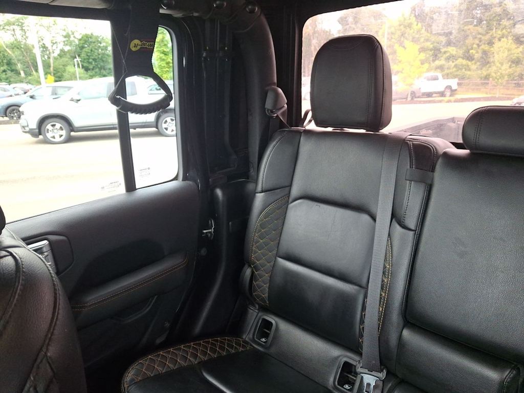 Thumbnail: 2021 Jeep Gladiator - 11