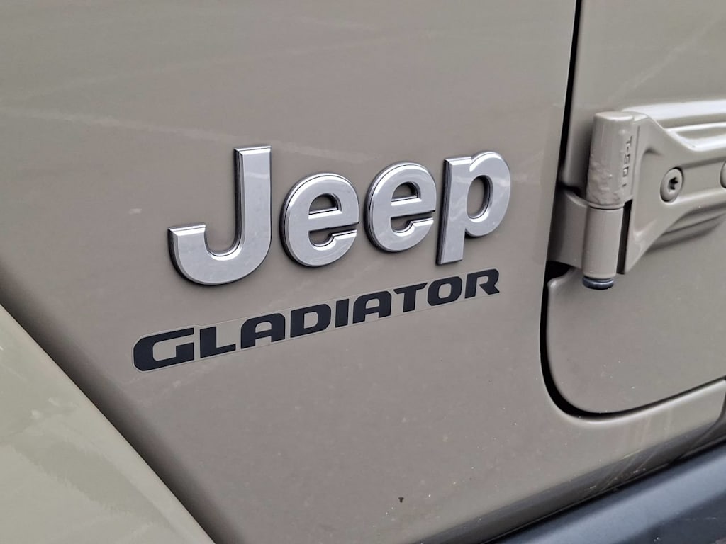 Thumbnail: 2020 Jeep Gladiator - 29