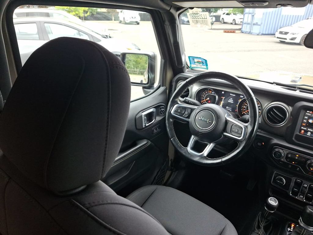 Thumbnail: 2020 Jeep Gladiator - 11