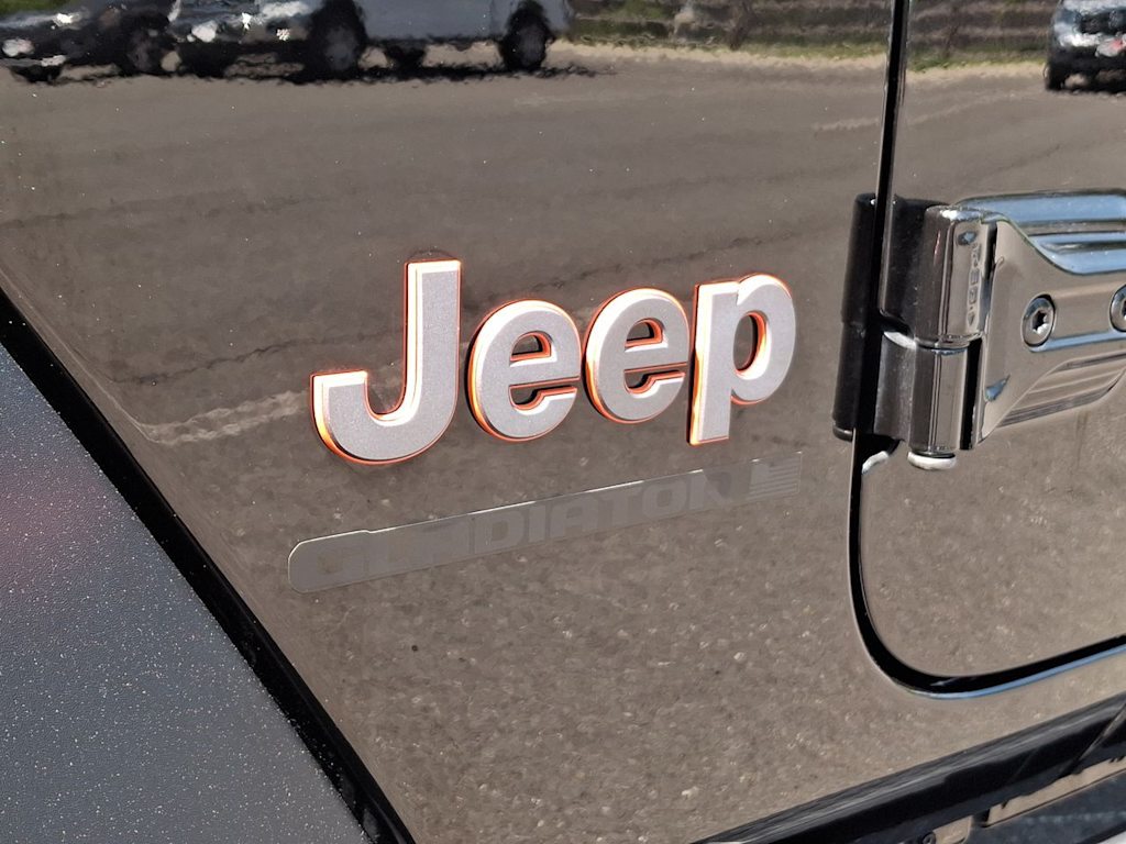 Thumbnail: 2025 Jeep Gladiator - 28