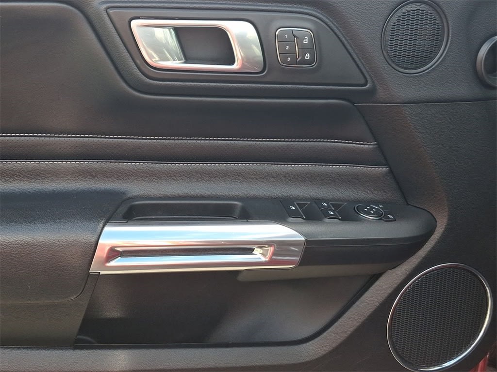 Thumbnail: 2019 Ford Mustang - 24