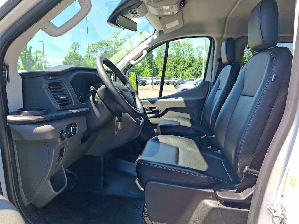 Thumbnail: 2024 Ford Transit Series - 9