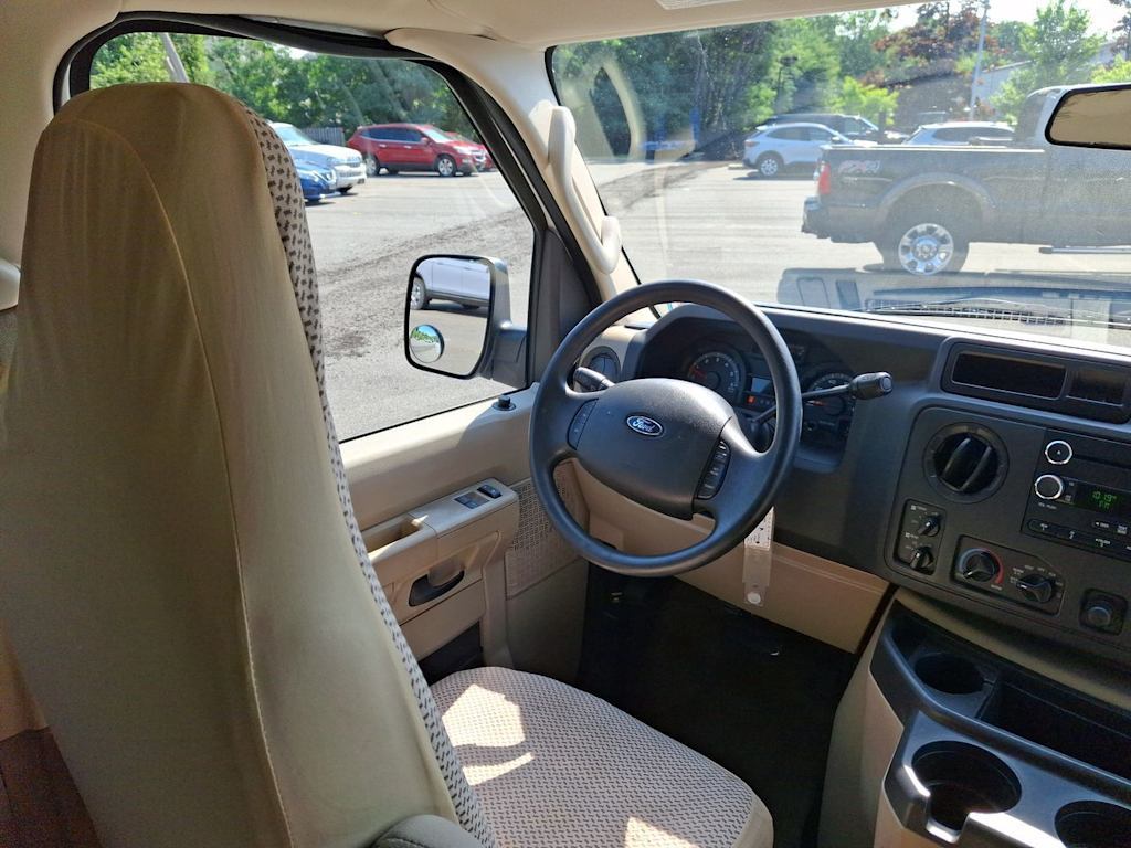 Thumbnail: 2009 Ford Econoline - 7