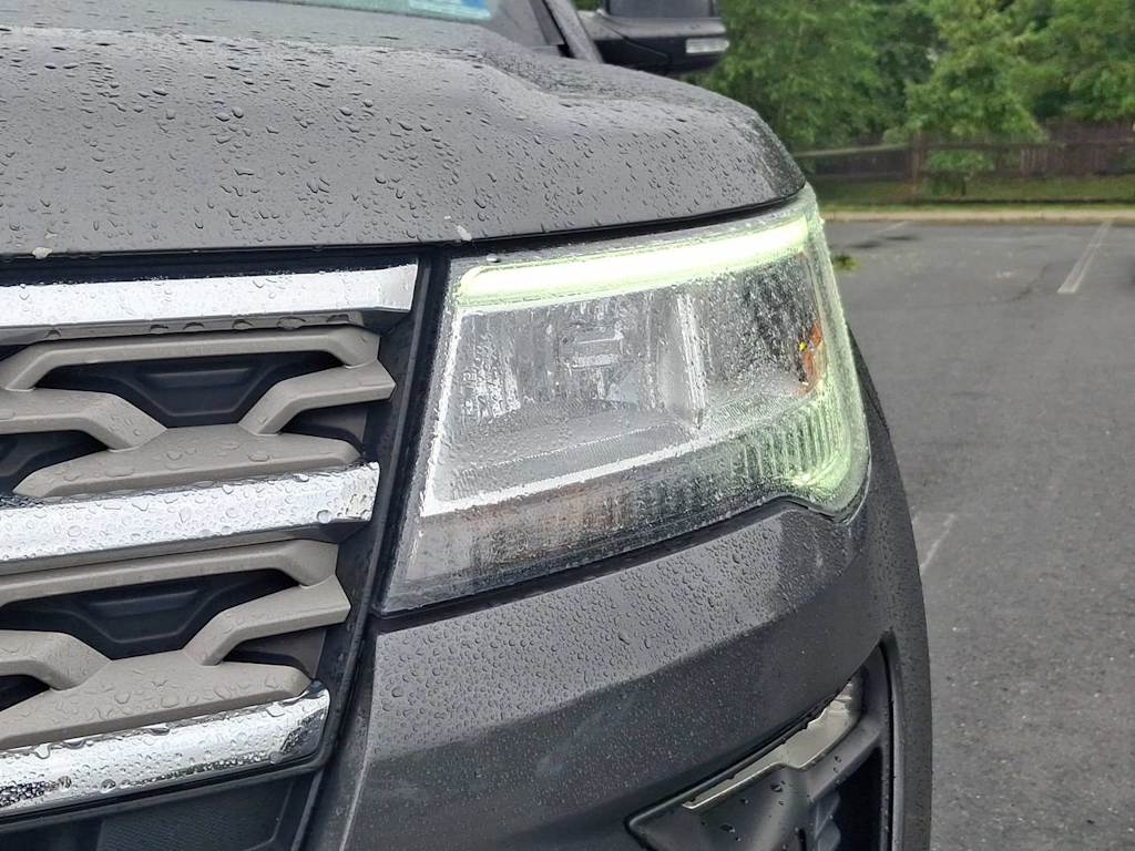 Thumbnail: 2018 Ford Explorer - 31