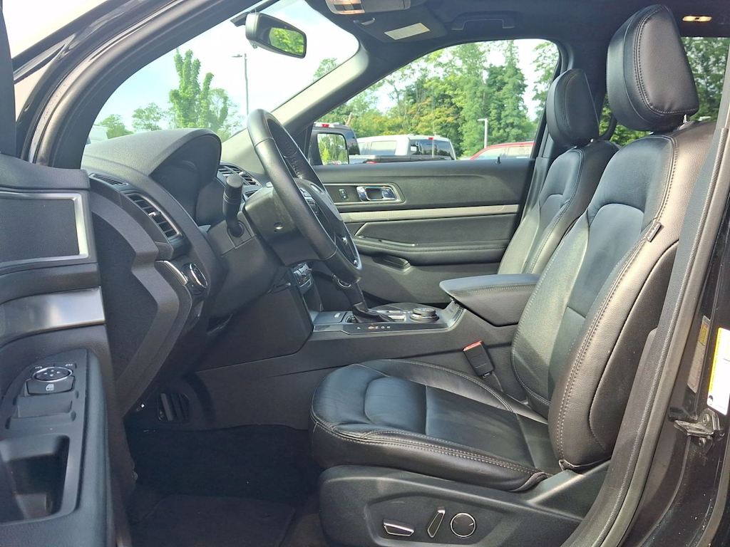Thumbnail: 2018 Ford Explorer - 10