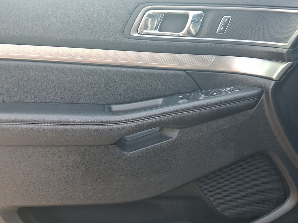 Thumbnail: 2018 Ford Explorer - 23