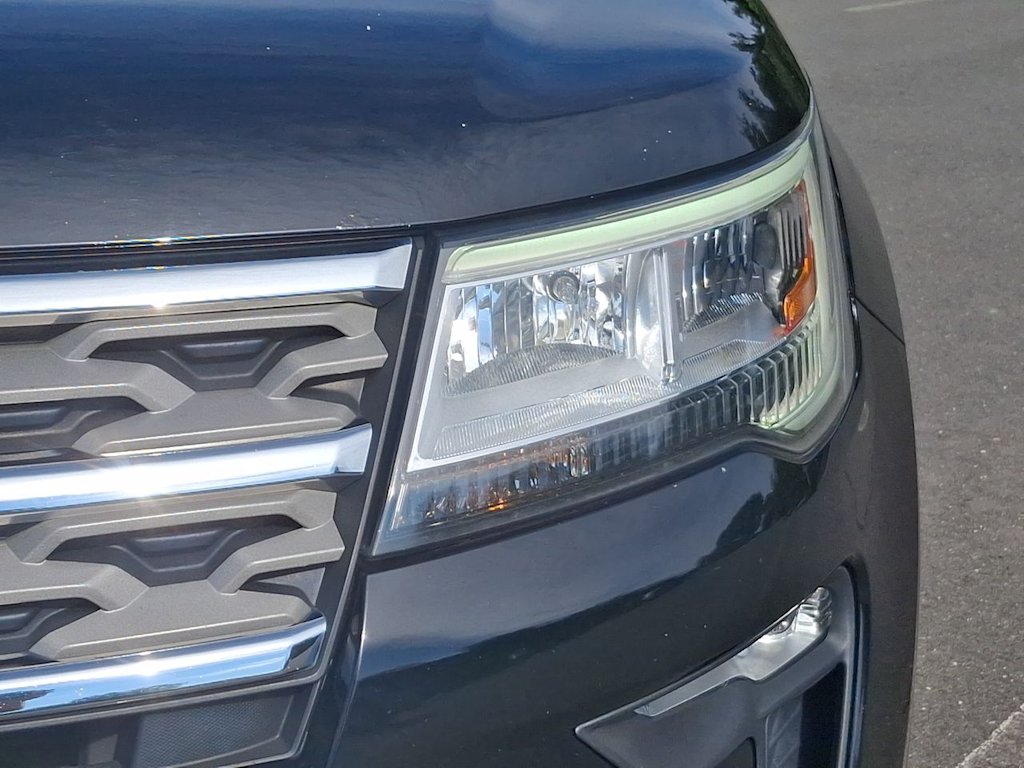 Thumbnail: 2018 Ford Explorer - 30
