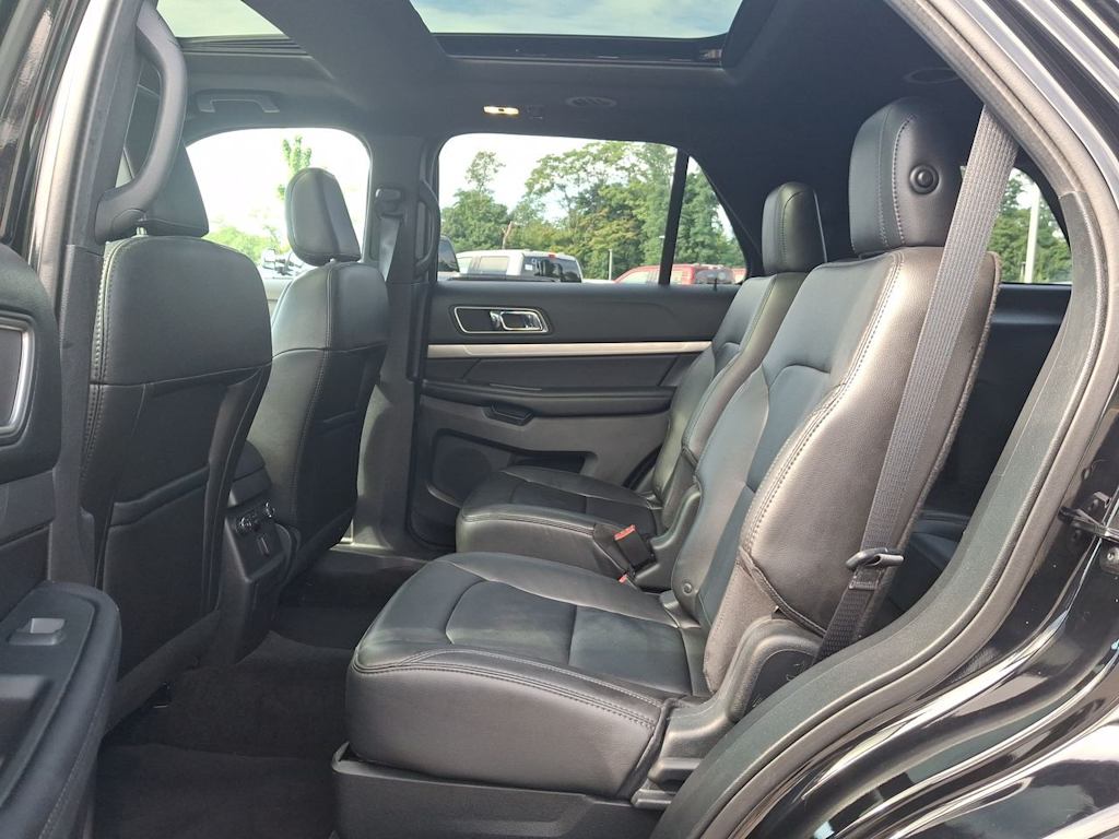 Thumbnail: 2018 Ford Explorer - 28